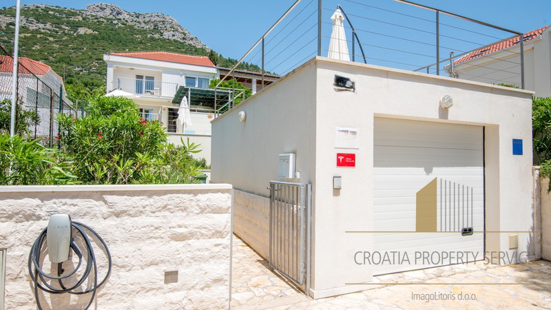 Villa esclusiva con piscina in prima fila sul mare - Viganj, Pelješac!