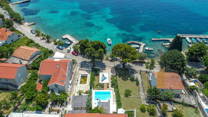 Villa esclusiva con piscina in prima fila sul mare - Viganj, Pelješac!