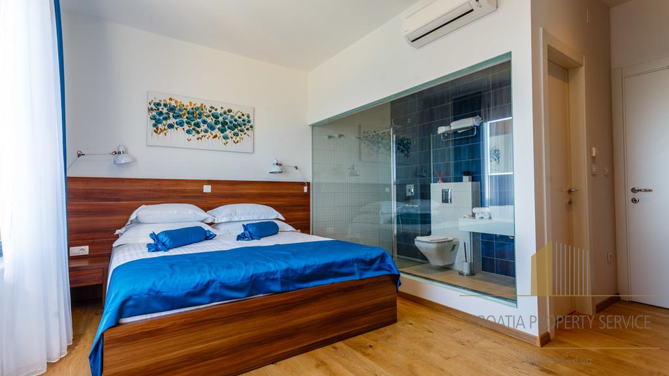 Beautiful luxury villa with panoramic sea and Split view - Kaštel Stari!
