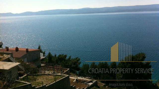 CONSTRUCTION LAND SURFACE 1 563 SQM, NEAR OMIŠ