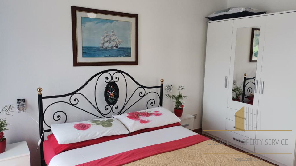 Wunderschöne Apartmentvilla in erster Meereslinie auf der Insel Korčula!