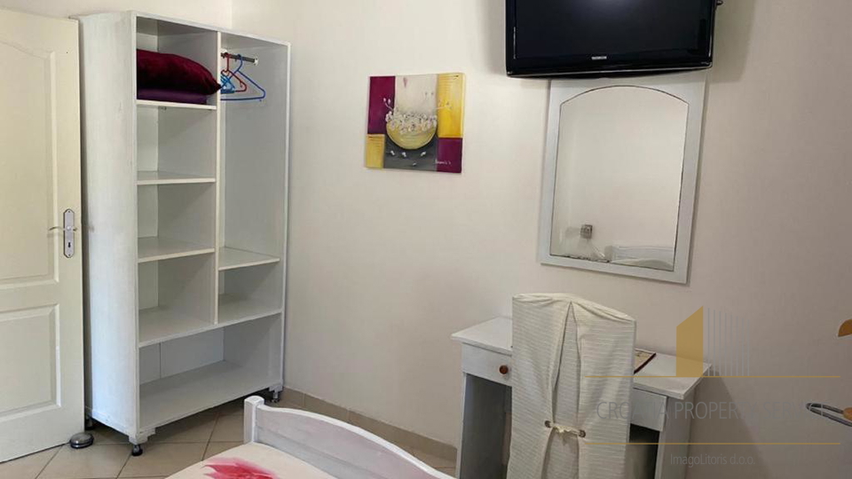 Wunderschöne Apartmentvilla in erster Meereslinie auf der Insel Korčula!