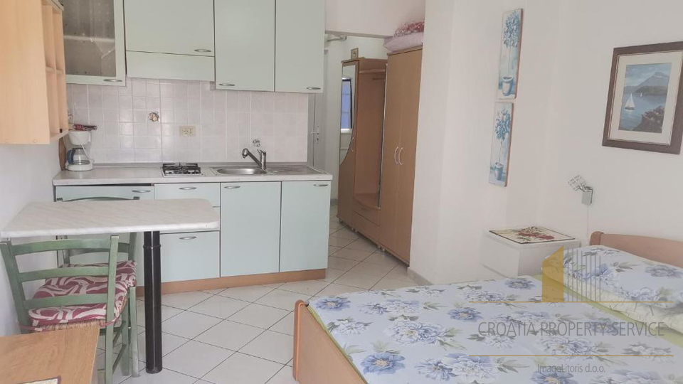 Wunderschöne Apartmentvilla in erster Meereslinie auf der Insel Korčula!