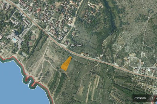 GRADBENI ZEMLJIŠČE V STARIGRADU, VELIKOST 2754 M2