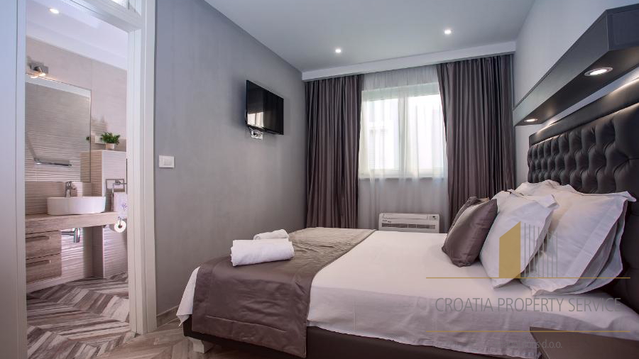 Exclusive villa with panoramic sea view and infinity pool - Omiš!