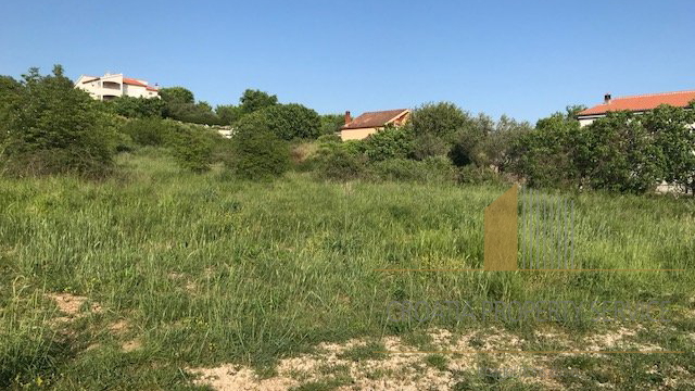 LAND IDEAL FOR BUILDING RESIDENTIAL BUILDING, ZADAR!