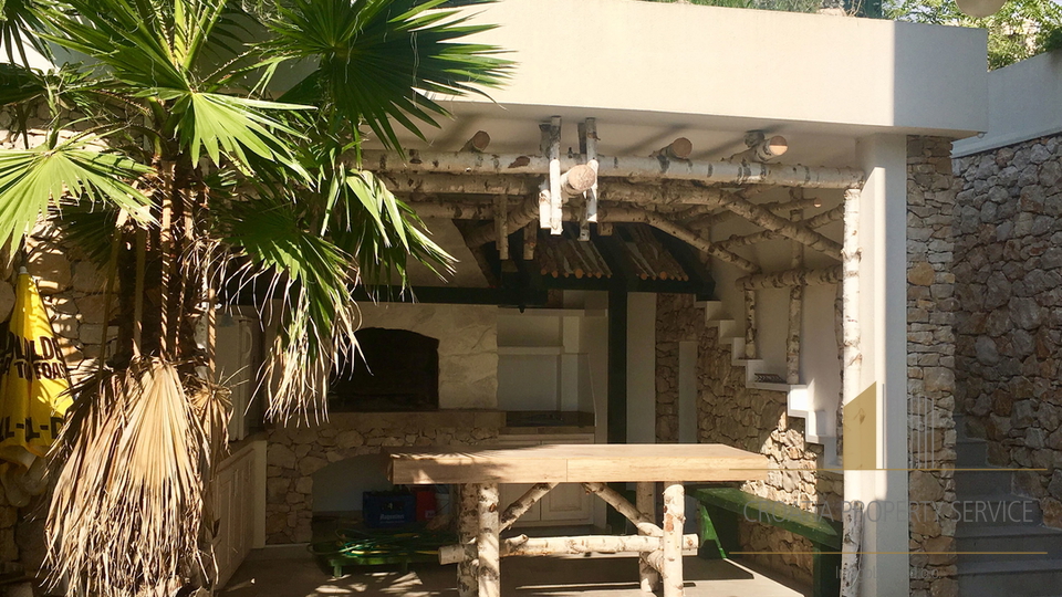 Luxusvilla erste Reihe am Meer &ndash; Ko&scaron;ljun &vert; Privater Pool &vert; Meerblick