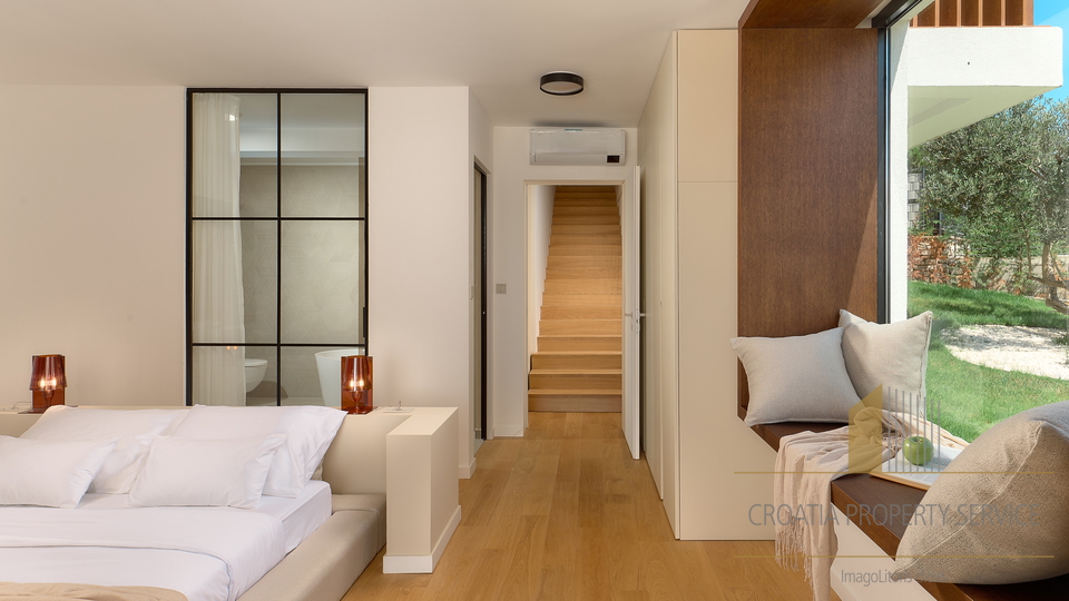 Exklusive moderne Villa mit Panoramablick auf das Meer – Primošten!