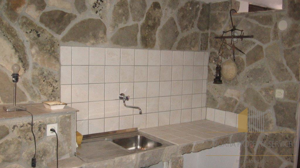 Meravigliosa villa con appartamenti sulla spiaggia - Rogoznica!