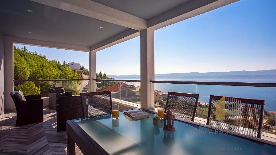 Exclusive villa with panoramic sea view and infinity pool - Omiš!