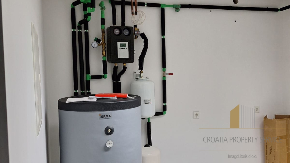 Luksuzna mediteranska vila s pogledom na more – Primošten!