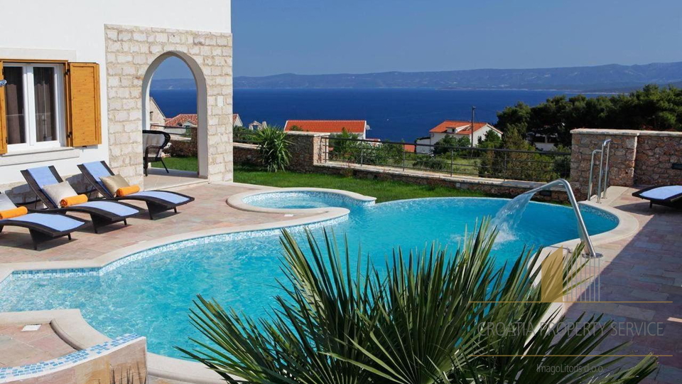 LUXURIÖSE VILLA MIT SCHÖNER PANORAMABLICK, BRAČ