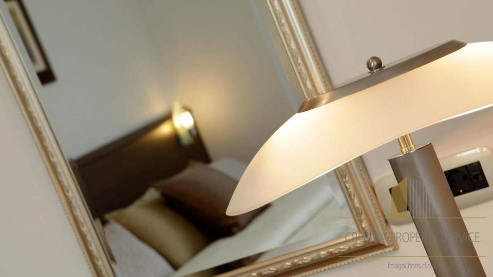 Luksuzna vila s panoramskim razgledom blizu pla&zcaron;e Zlatni rat &ndash; Bol&comma; otok Bra&ccaron;