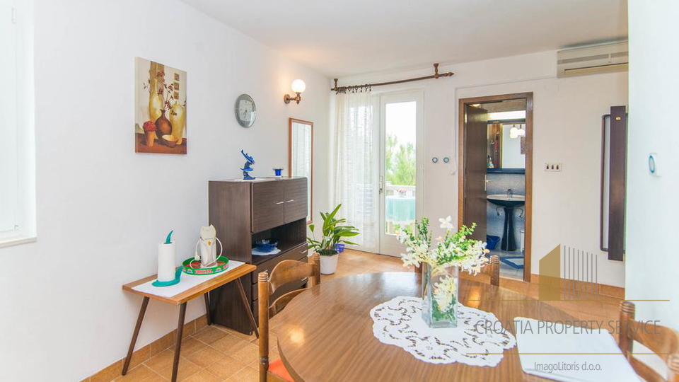 ATRAKTIVE APARTMENT HAUS  VILLA ERSTE REIHE ZUM MEER, BRAČ