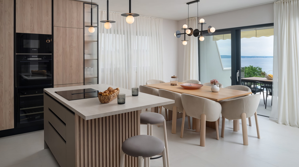 Luxury villa with panoramic sea views near Split&excl;