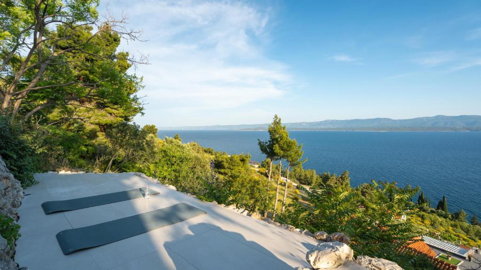 Prekrasan luksuzni studio apartman 500 m od pla&zcaron;e na otoku Bra&ccaron;u&excl;