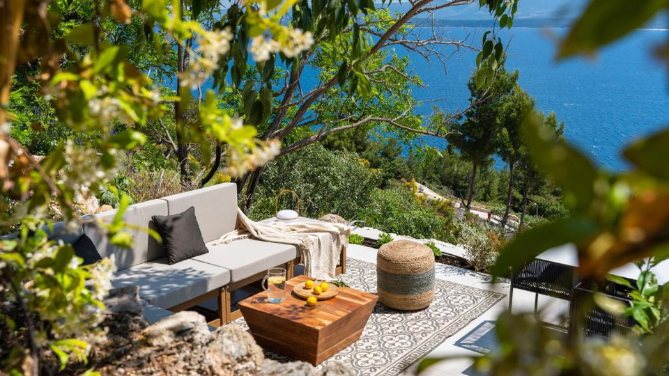 Prekrasan luksuzni studio apartman 500 m od pla&zcaron;e na otoku Bra&ccaron;u&excl;