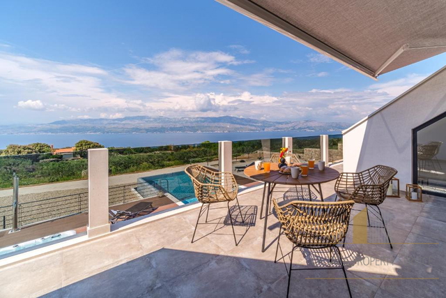 Luxury villa with infinity pool and panoramic sea view – Brač Island!