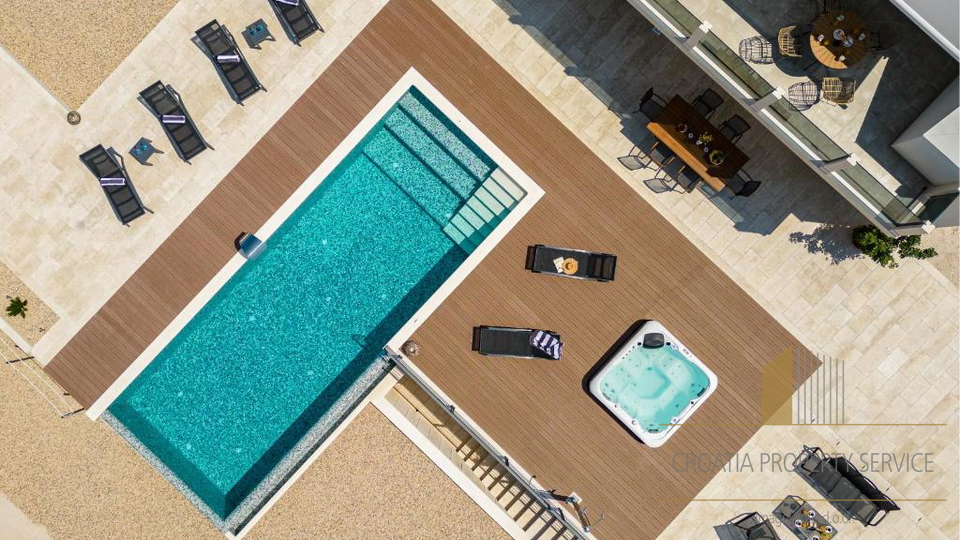 Luxury villa with infinity pool and panoramic sea view – Brač Island!