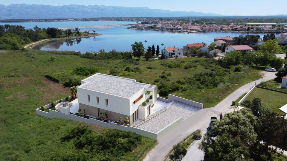 Elegante Luxusvilla nur 100 Meter vom Meer entfernt in der Umgebung von Zadar&excl;