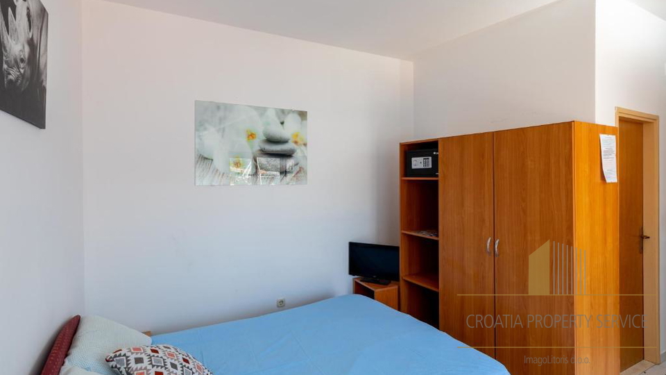 Beautiful apartment villa with a pool and sea view – Lapad, Dubrovnik!