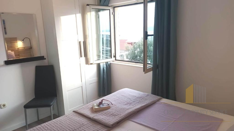 Predivna apartmanska vila 400 m od centra mjesta – Bol,  Brač!