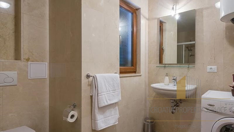 Casa, 450 m2, Vendita, Trogir - Čiovo