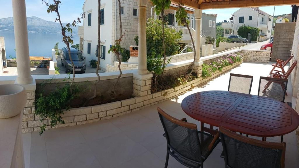 Charming apartment in Postira on the island of Bra&ccaron; &ndash; only 120 m from the sea&excl;