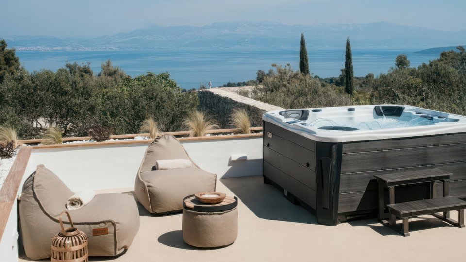 Wundersch&ouml;ne luxuri&ouml;se Villa mit Meerblick auf der Insel &Scaron;olta&excl;