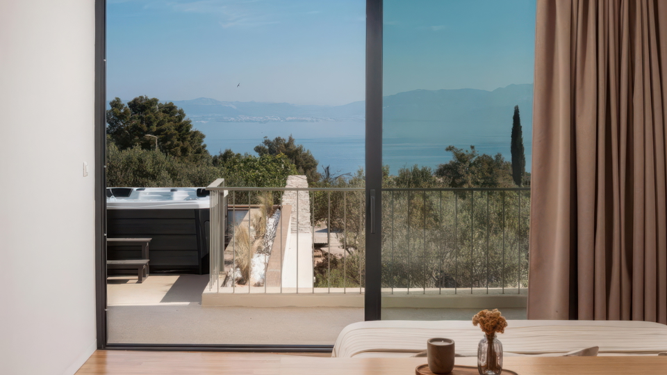 Wundersch&ouml;ne luxuri&ouml;se Villa mit Meerblick auf der Insel &Scaron;olta&excl;