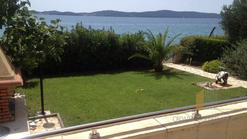 House, 450 m2, For Sale, Zadar