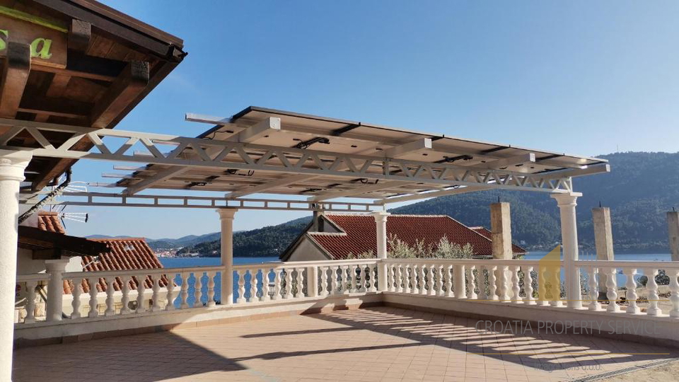 Wunderschöne Apartmentvilla in erster Meereslinie auf der Insel Korčula!