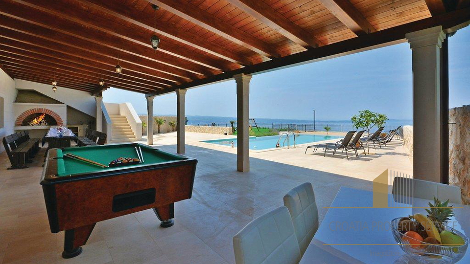 LUXURY VILLA WITH MAGNIFICENT, PANORAMIC SEA VIEW!