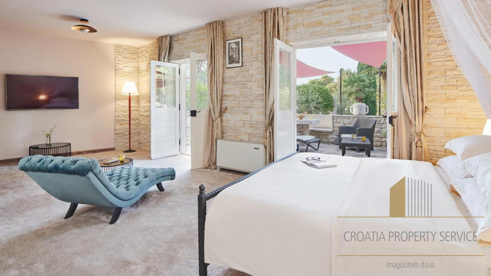 Luxusvilla am Meer in Supetar – Oase der Privatsphäre und des Prestiges auf der Insel Brač!