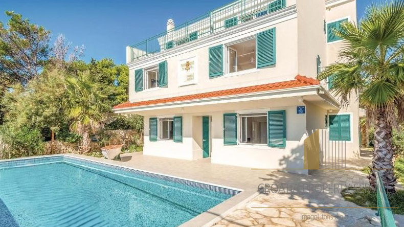Luxusvilla erste Reihe am Meer &ndash; Ko&scaron;ljun &vert; Privater Pool &vert; Meerblick