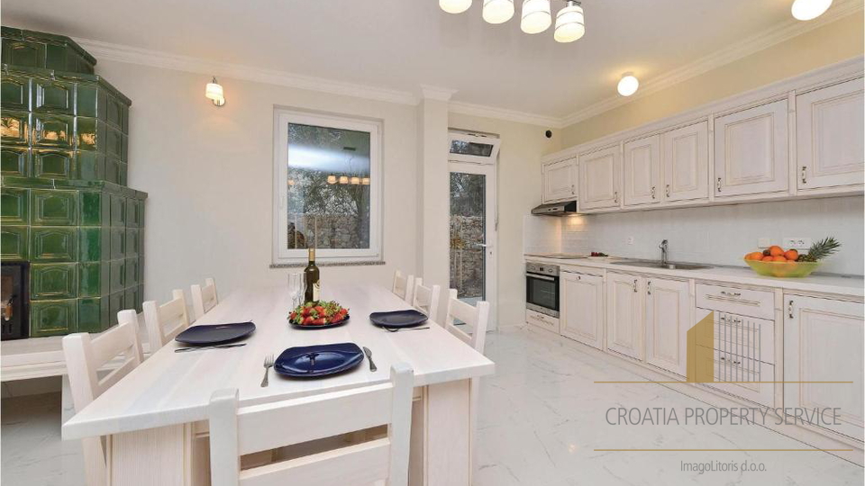 Luxusvilla erste Reihe am Meer &ndash; Ko&scaron;ljun &vert; Privater Pool &vert; Meerblick