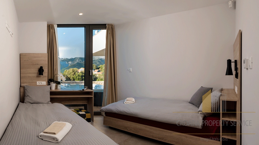 Two luxurious villas of exceptional design with a wonderful view of the sea - the island of Korčula!