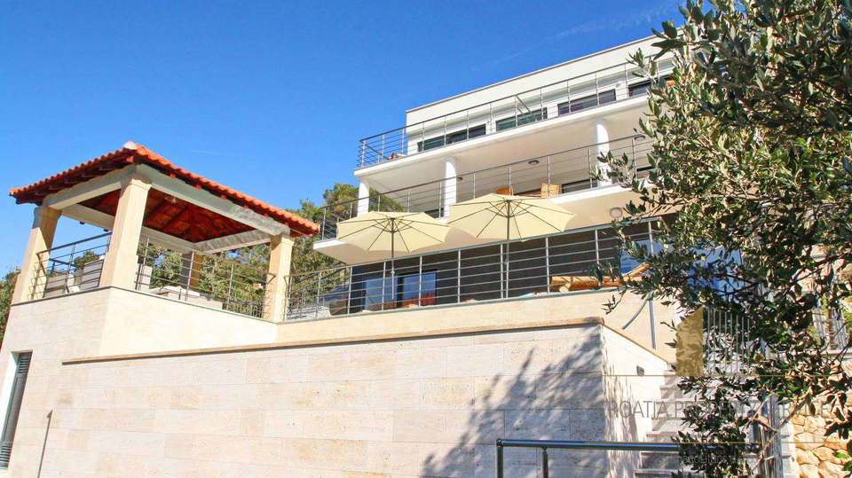 SEASIDE VILLA WITH PRIVATE BEACH, SAUNA AND A POOL, ON THE ISLAND OF KORČULA