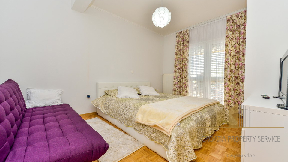 House, 390 m2, For Sale, Nin - Zaton
