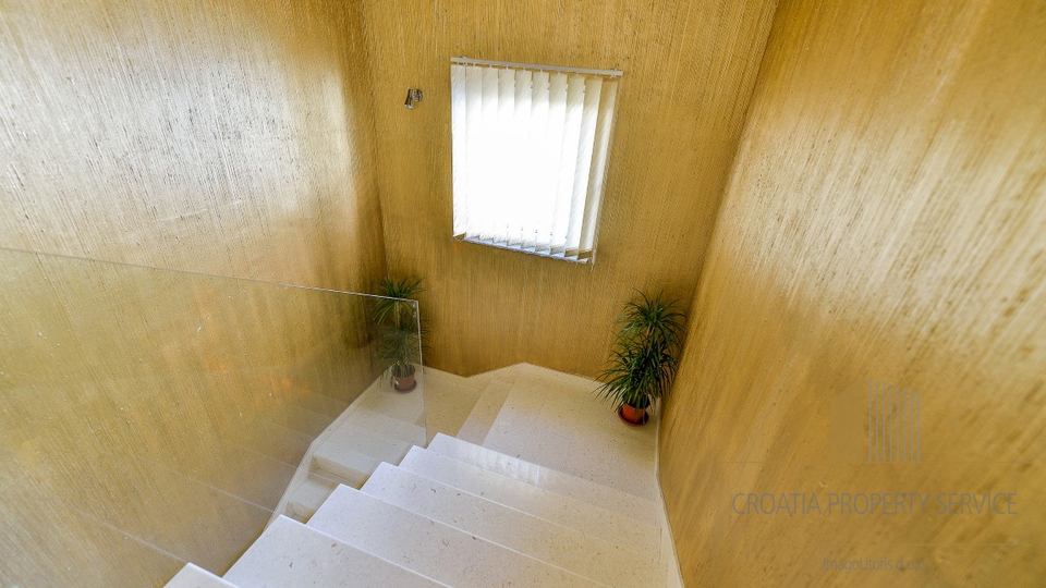 House, 390 m2, For Sale, Nin - Zaton