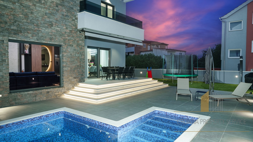 Beautiful luxury villa in Tribunj, not far from the sea!