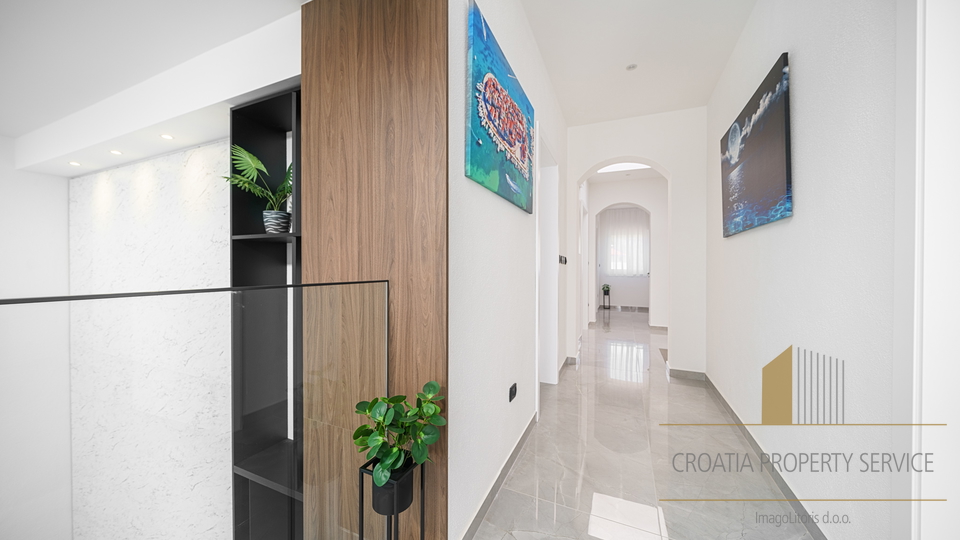 Beautiful luxury villa in Tribunj, not far from the sea!