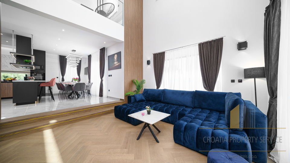 Beautiful luxury villa in Tribunj, not far from the sea!