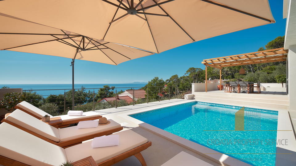 Elegant luxury villa 150 meters from the beach on the island of Hvar!
