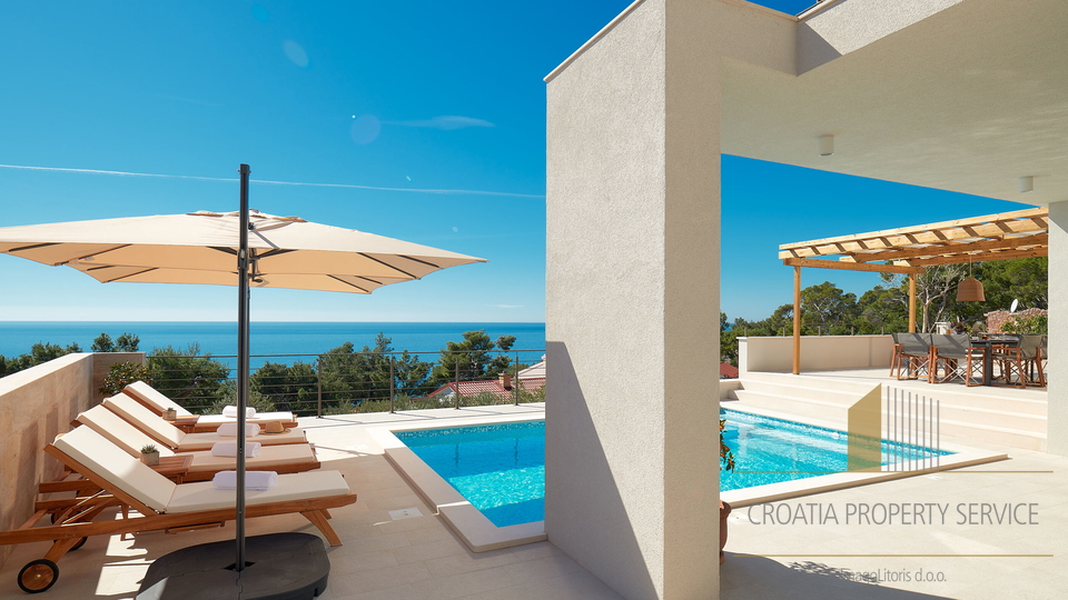 Elegant luxury villa 150 meters from the beach on the island of Hvar!