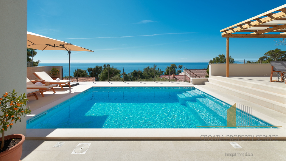 Elegant luxury villa 150 meters from the beach on the island of Hvar!