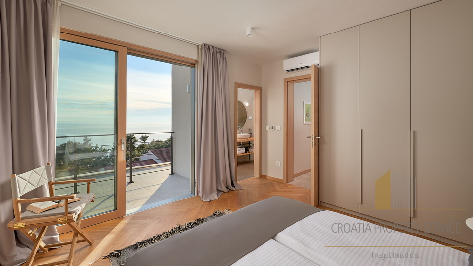 Elegant luxury villa 150 meters from the beach on the island of Hvar!