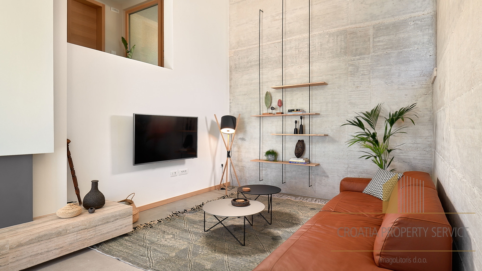 Elegant luxury villa 150 meters from the beach on the island of Hvar!