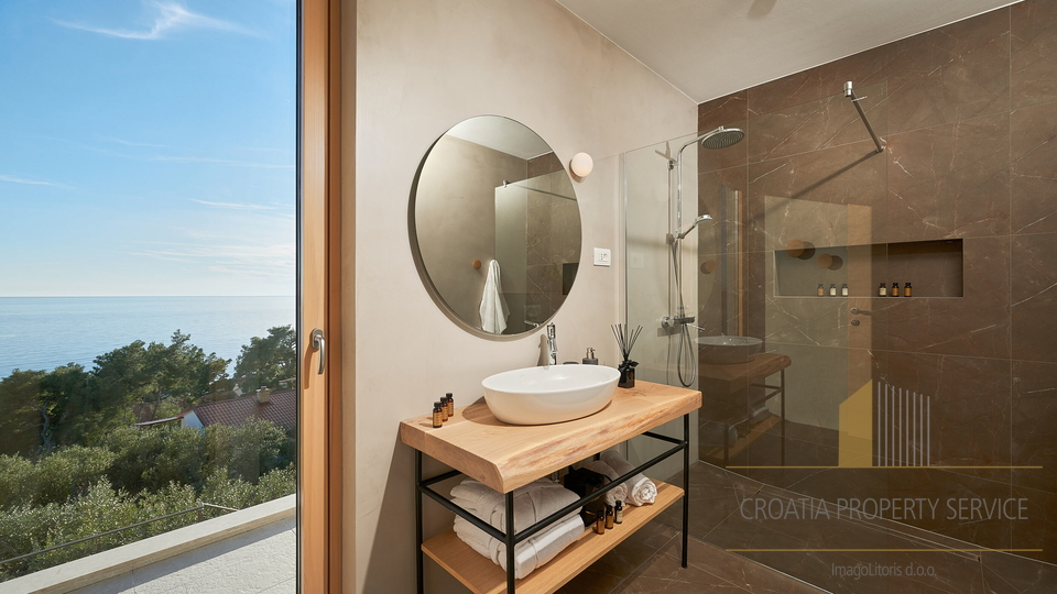 Elegant luxury villa 150 meters from the beach on the island of Hvar!