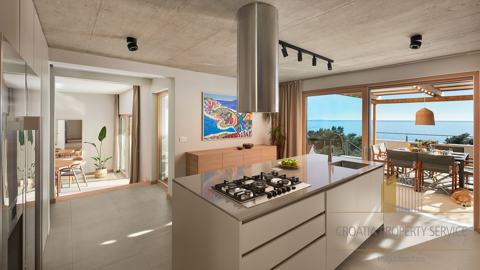 Elegant luxury villa 150 meters from the beach on the island of Hvar!
